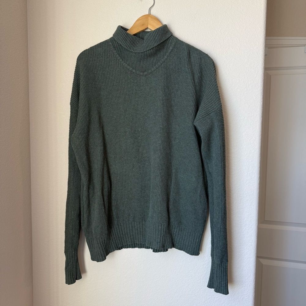 Lululemon Cozy Calling Turtleneck Sweater Size XL Heathered Pesto Green